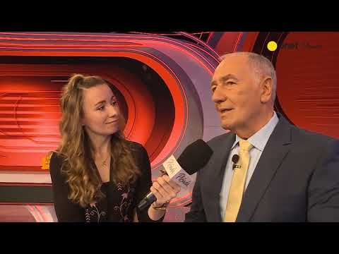 Karol Strasburger ostrzega młodych aktorów. "Grałem, prawie nie mówiąc" | Plejada