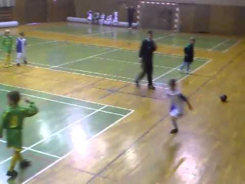 2.TJ PRAGA PRAHA B-TJ Březiněves  0-0 (halový turnaj Unionu Žižkov,11.3.2012)