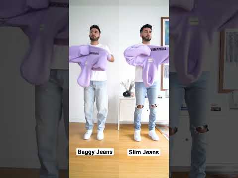 Styling an oversized hoodie with baggy and slim fit jeans. Which one do you prefer? #outfitideas