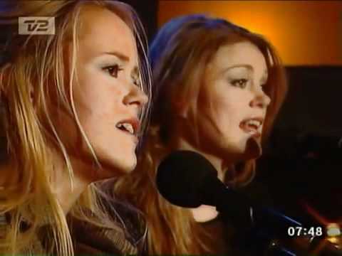 Tina Dico  - Break Of Day        (Tina Dickow junto a Sanger)