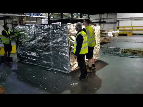 This video shows how quick and easy it is to protect a large PMC airfreight pallet of perishables
