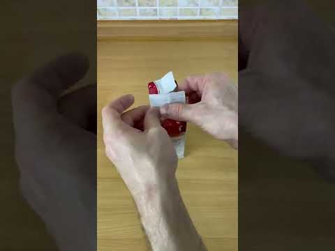 Как открыть кофе в вакуумной упаковке | Лайфхаки от Нечетова | nechetoff | ПОДПИШИСЬ ⬇️🔔 #Shorts