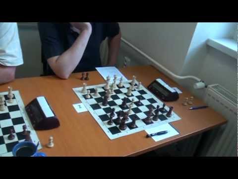 7.1. Pavol Murín  - Igor Harašta  ½ - ½