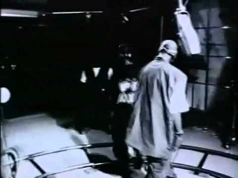 Illegal ft. Erick Sermon - We Getz Buzy.mp4