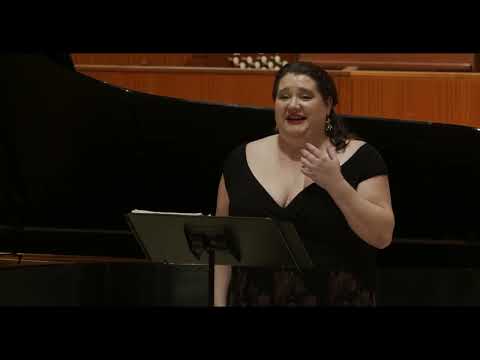 Metropolitan Opera Soprano Felicia Moore