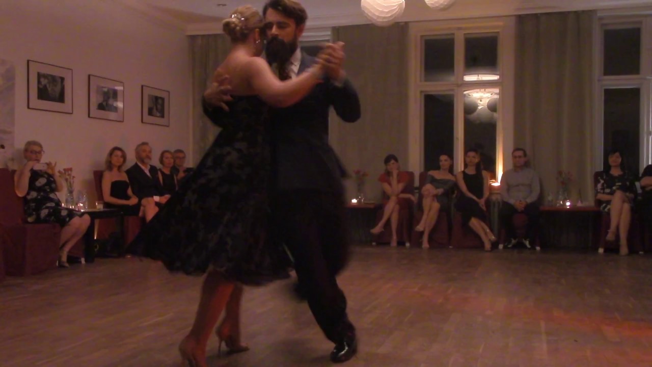 Maja Petrović  & Marko Miljević  - "Bajo un cielo de estrellas" - Caló/Podestá - 3 (Vals)