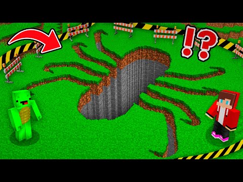 JJ and Mikey found THE SCARY SPIDER CAR PIT in Minecraft !