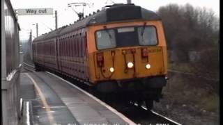 preview picture of video 'Slam-door EMUs at Dudley Port in January 1995'