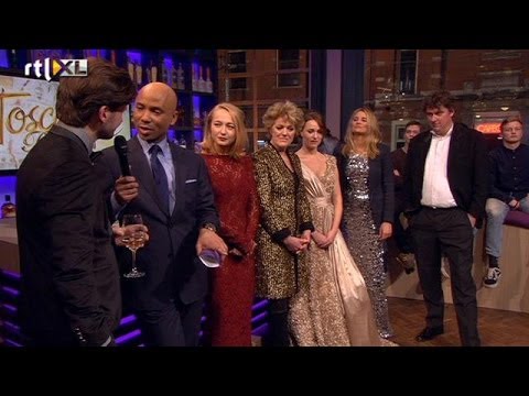 Cast Toscaanse Bruiloft viert premièrefeestje bij  - RTL LATE NIGHT