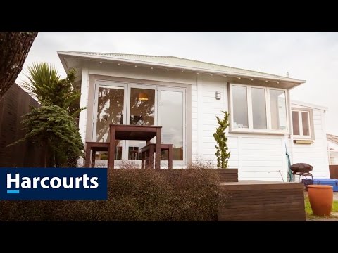 SOLD| Stairway to Heaven - 76 Moana Road, Kelburn, Wellington