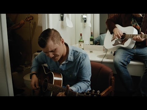 Home, Heartbreak, and Women - Kolton Moore & the Clever Few (Bathroom Sessions)