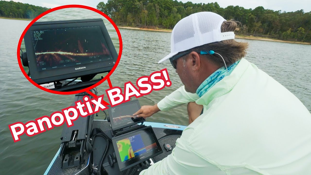 Catching Bass on my Garmin Panoptix - Scott Martin