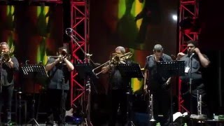 Rubén Blades con Roberto Delgado & Orquesta en vivo - Maestra Vida.