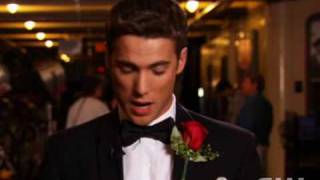 Дастин Миллиган в сериале "Беверли Хиллз 90210: Новое поколение"