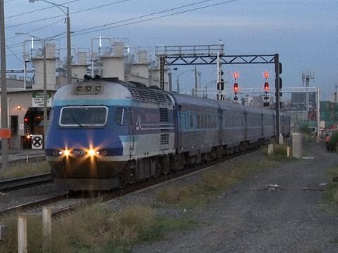 Countrylink XPT Passenger Train At Dynon, Melbourne (8/1/2010) - PoathTV Australian Railways