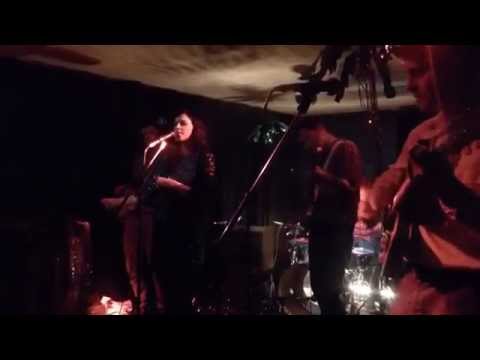 The Pussywarmers & Réka-Den Trap