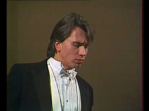 Hvorostovsky: Rachmaninoff recital 1990 4/12 Do not sing, my beauty