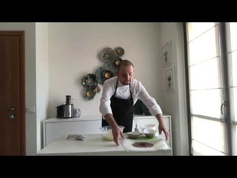 Torta bavarese al miele,mousse al mascarpone ciliegie/Bavarian Honey, mascarpone mousse and cherry