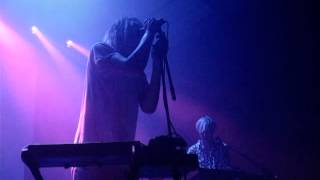 Liars - Vox Tuned D.E.D. (Live @ Village Underground, London, 01/11/14)
