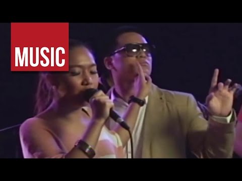 Thyro & Yumi - "Kiss" Live!