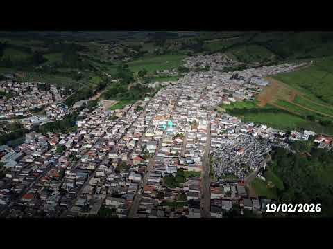 VOO SOBRE O CIDADE DE CRUZÍLIA MG BELA  CIDADE DO SUL DE MINAS GERAIS 
