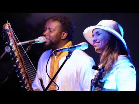 Sousou & Maher Cissoko (duo) "Lamp Fall" Live video from Sound & Silence Festival, Greece.