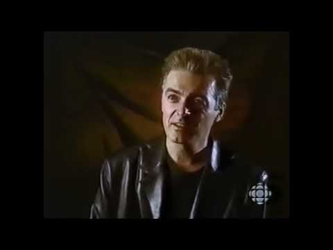 Daniel Lavoie talks about his role as Frollo (1999).