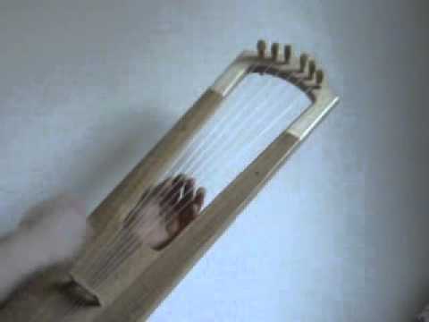 Trossingen Lyre Sample - Block and Strum Method