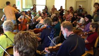Arto Järvelä teaches Kostner Avenue Waltz at Fiddle Tunes 2014