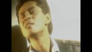 Download lagu Saleem Iklim  Hanya Satu Persinggahan  Video Clip Audio Original mp3