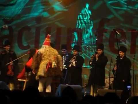 Colinde Bucovinene din ansamblu Ciprian Porumbescu  duminica 16 decembrie 2012