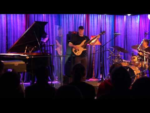 Gary Willes - club Alexey Kozlov 20.11.2013 (fragment)