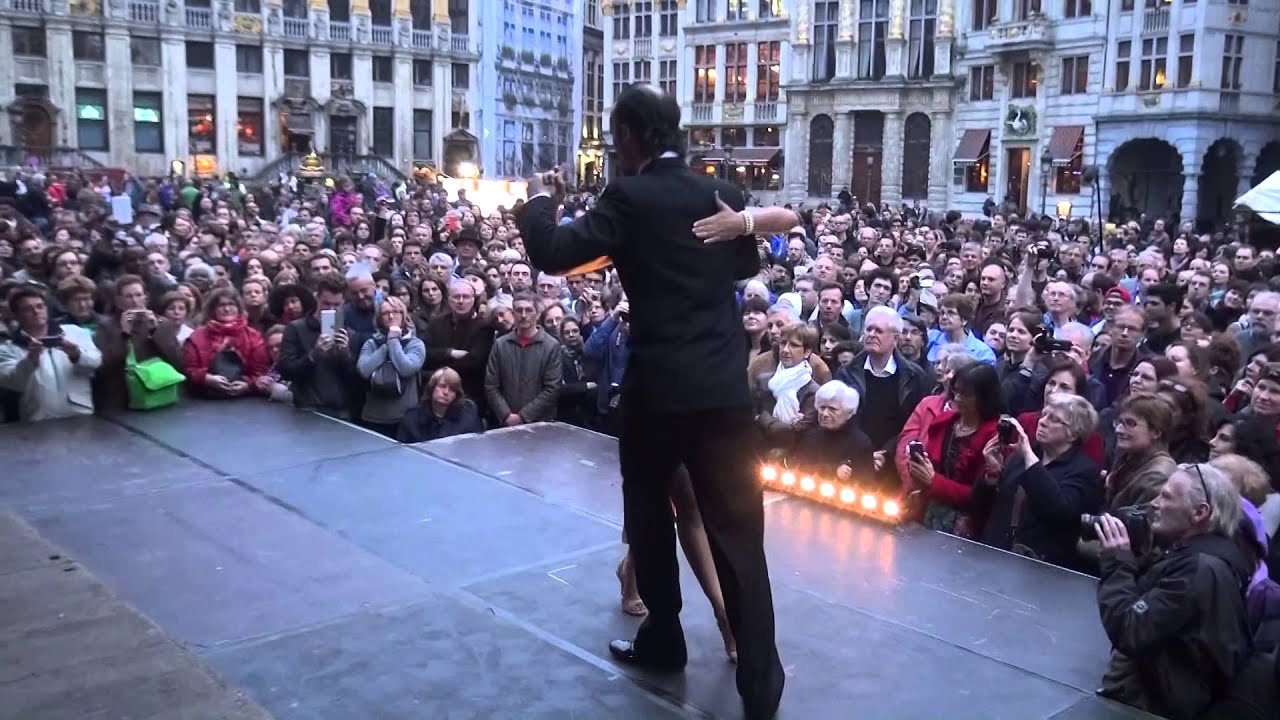 Video thumbnail for Erna & Santiago Giachello @ Night of the maestros, Grande Place Bruxelles: vals