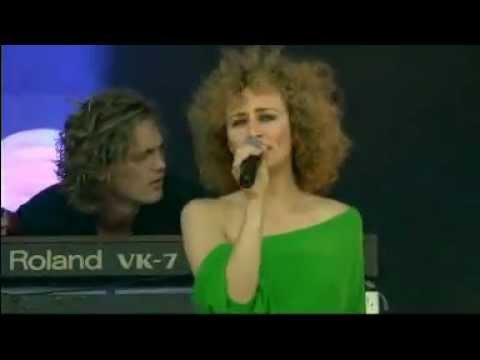 Hooverphonic - Rock Werchter 2006 » 02 Jul » Main Stage (FULL CONCERT)