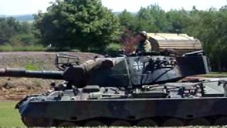 preview picture of video 'Leopard 1'