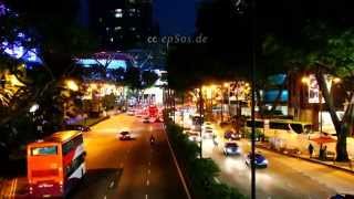 preview picture of video 'Beautiful Traffic Lights at Night in Singapore of Asia'