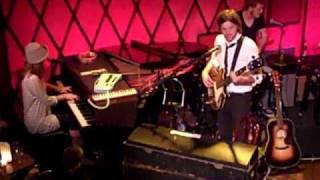 The Spring Standards "Queen of the Lot"