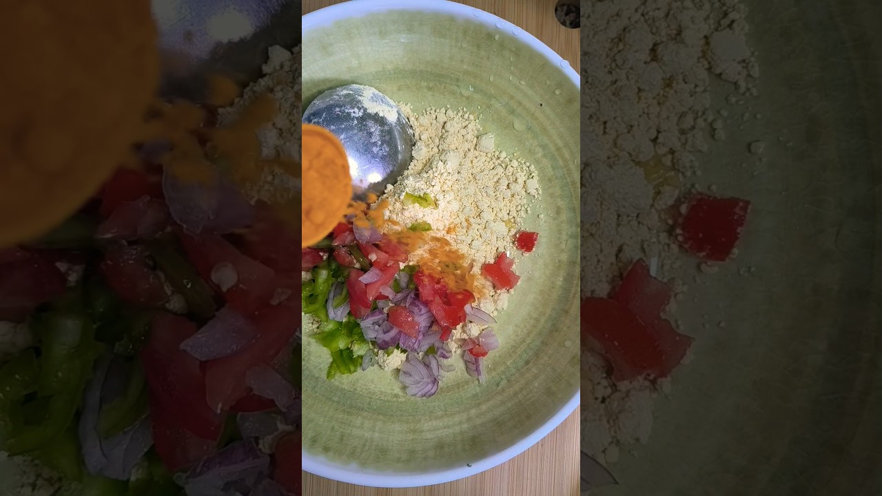 😍5 bachho ki Lunch Box ke bread chila recipe 😋#trendingshorts #viralvidieo#cheela recipe #tiffin box