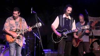 "TELL ME WHAT'S THE REASON" - MYSTERY TRAIN