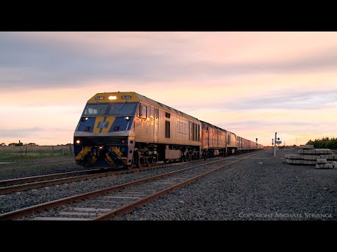 EL62,  CLF2 & EL60 Leading SCT / SBR 7922V Dooen Container Train  (10/8/2021) - PoathTV Railways