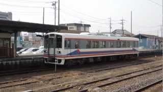 preview picture of video '関東鉄道常総線キハ2400形 下館駅到着 Kanto Railway 2400 series DMU'