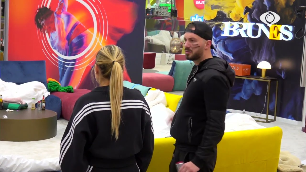 “I tregoi historinë e jetës Julit”/ Romeo batuta me Riken: Po lëre të flej, t’i japim ilaçe gjumi