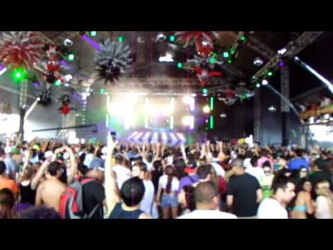 Ultra Music Festival 2011 - Fedde Le Grand - Smack My Bitch Up