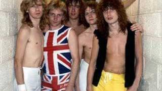 Def Leppard - She&#39;s Too Tough