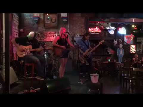 Promotional video thumbnail 5 for Julie Savannah - Vocalist / Guitarist