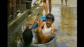 Sesame Street - This is how we take a bath