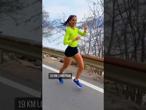 19 KM LONG RUN 💪 in 1h:32”:16” - pace of 4’:51”/km! Let’s go!! #runningtips #running #workout