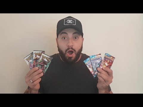 (RARE CARD PULLED) Unboxing Pokemon Shining Legends & HS Triumphant With Moe Sargi