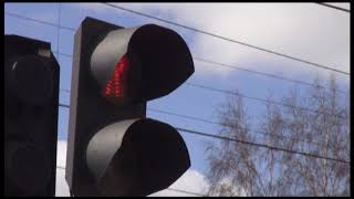 На железнодорожном мосту под поезд попали двое мальчиков