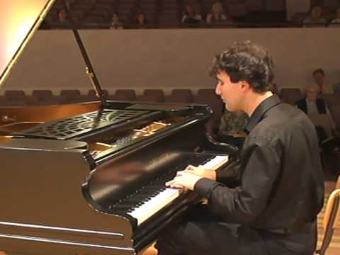 Joseph Haydn: Piano Sonata no. 46 in E major, Hob XVI:31 [by Vadim Chaimovich]